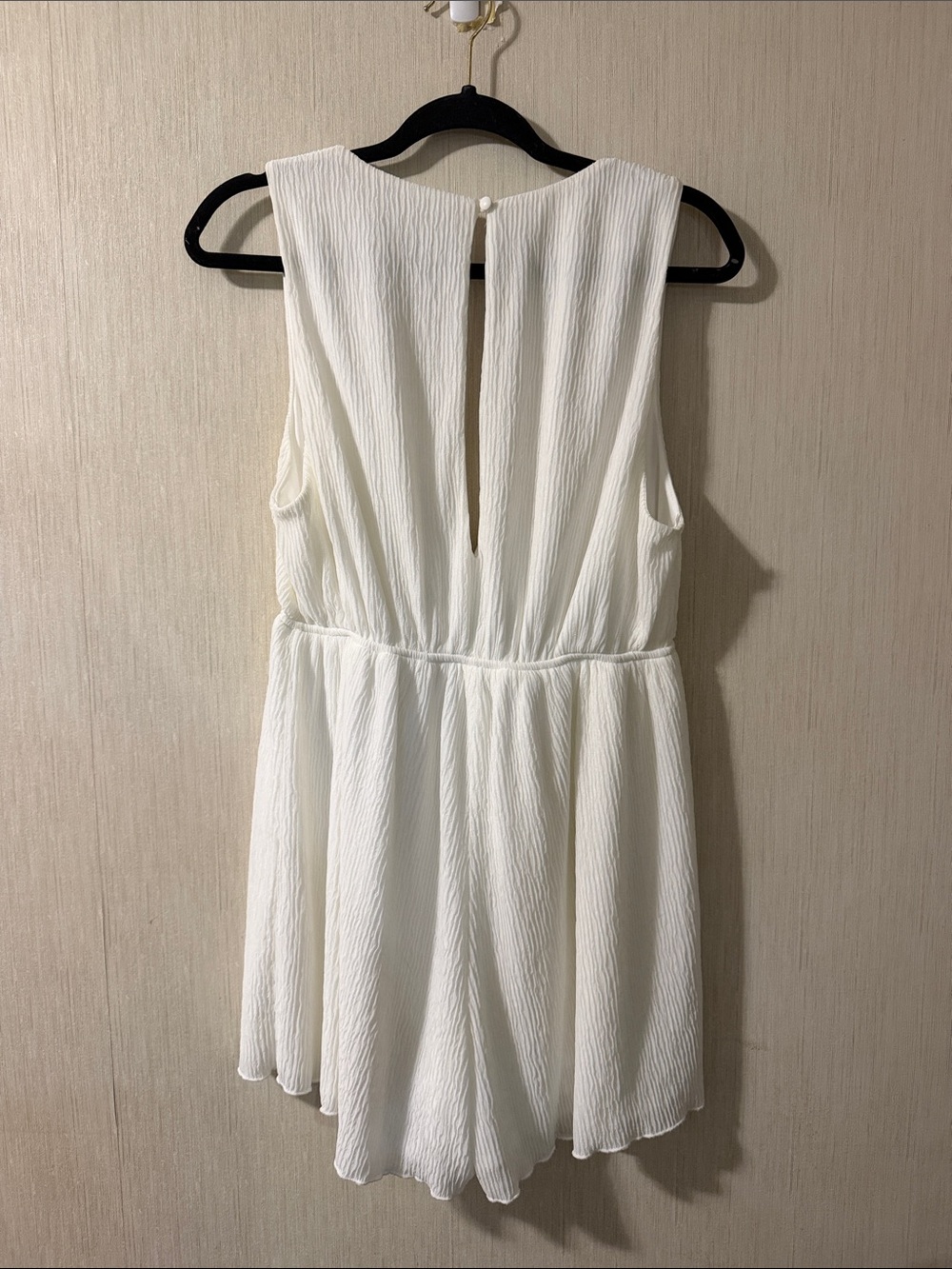WHITE ROMPER - Picture 2 of 3